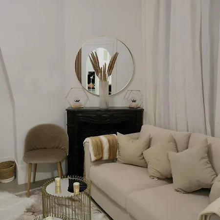 A Cote Tour Eiffel Apartman